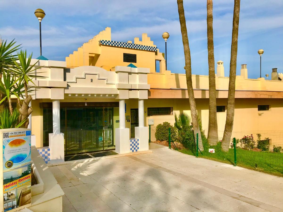Apartamentos Turisticos Castillo Del Vigia Torremolinos Dış mekan fotoğraf