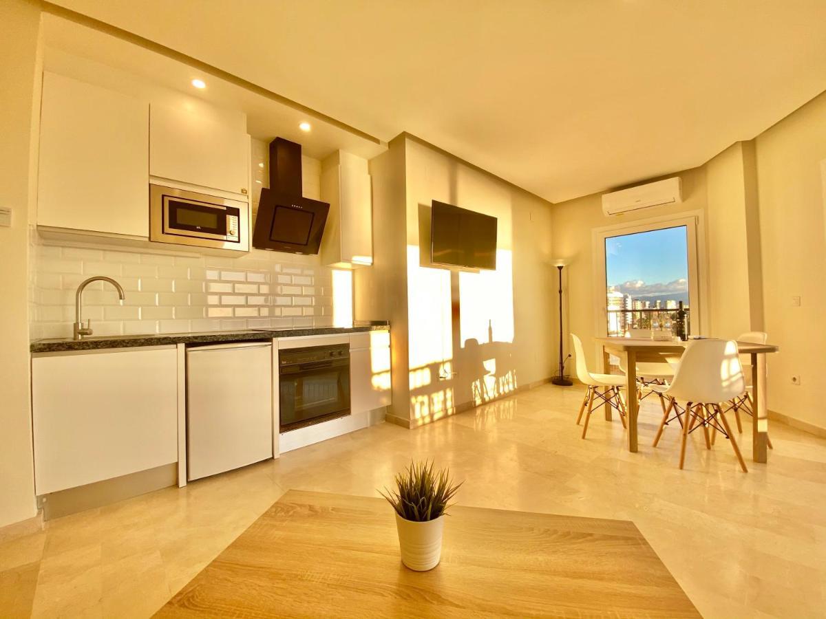Apartamentos Turisticos Castillo Del Vigia Torremolinos Dış mekan fotoğraf