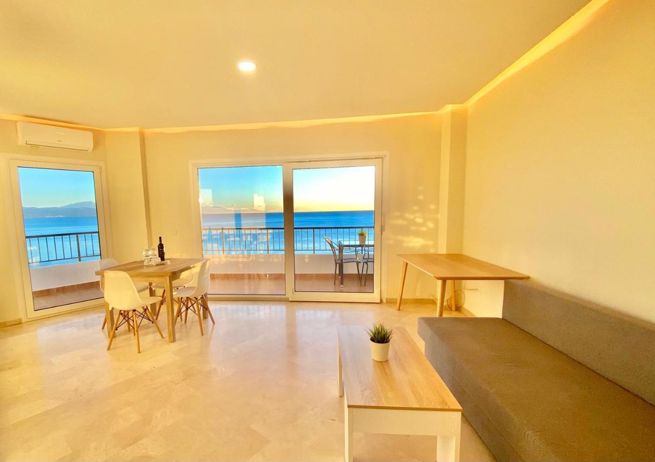 Apartamentos Turisticos Castillo Del Vigia Torremolinos Dış mekan fotoğraf
