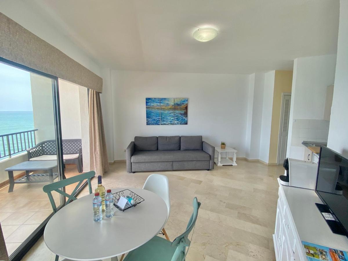 Apartamentos Turisticos Castillo Del Vigia Torremolinos Dış mekan fotoğraf