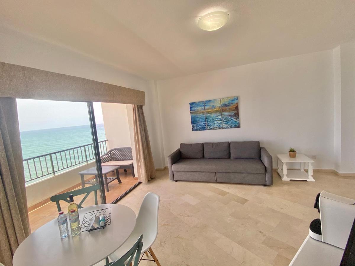 Apartamentos Turisticos Castillo Del Vigia Torremolinos Dış mekan fotoğraf
